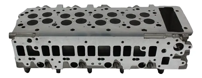 Mitsubishi 4M41 CR Cylinder Head assembly (without cam and rockers)