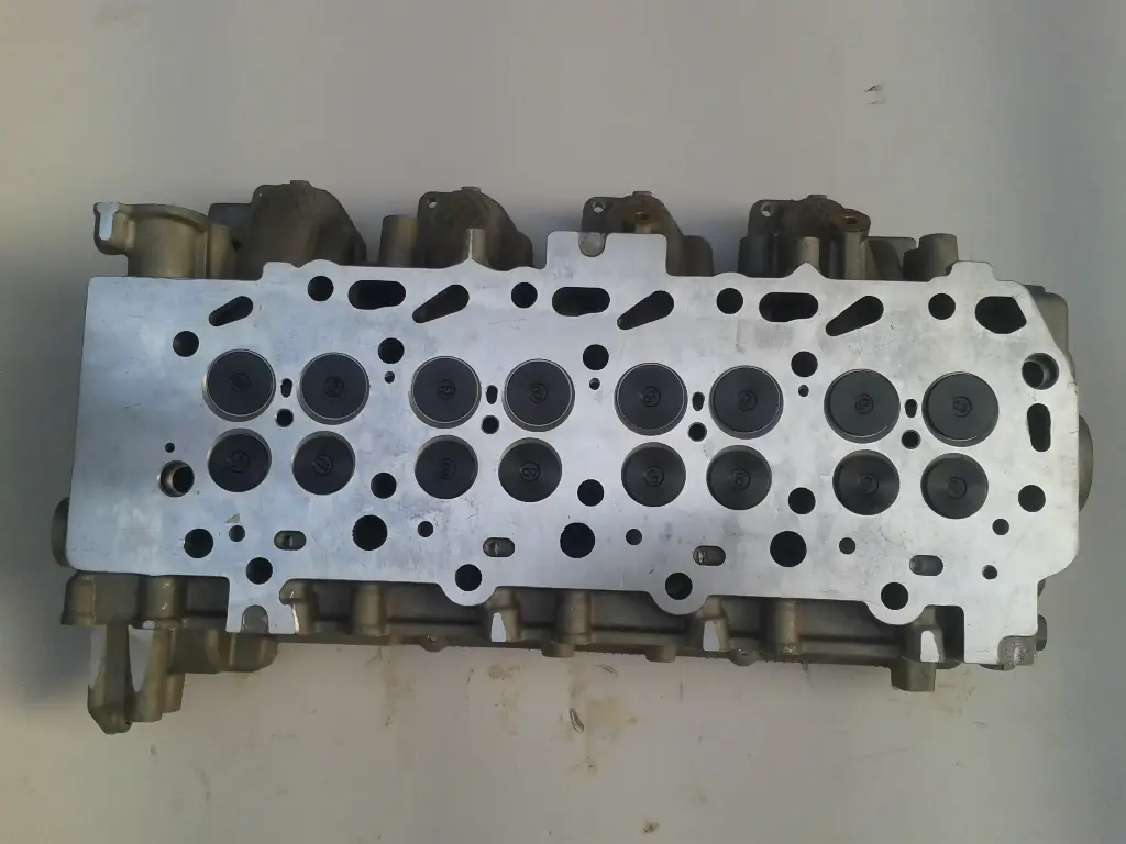 Mitsubishi 4D56DI Cylinder Head assembly (without cam and rockers)