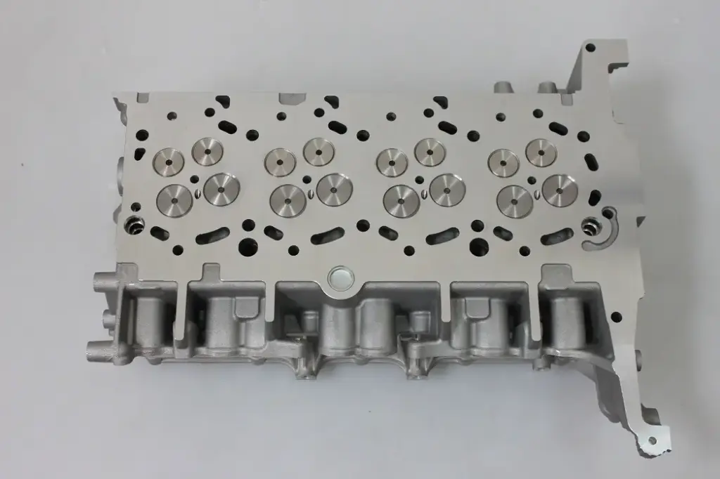 Ford Cylinder Head assembly TRANSIT H9FB, VM (without cam and rockers)