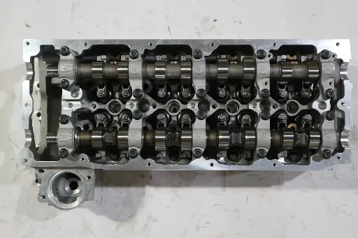 [171016-1] Isuzu 4JJ1 Cylinder Head assembly old type (without cam and rockers)